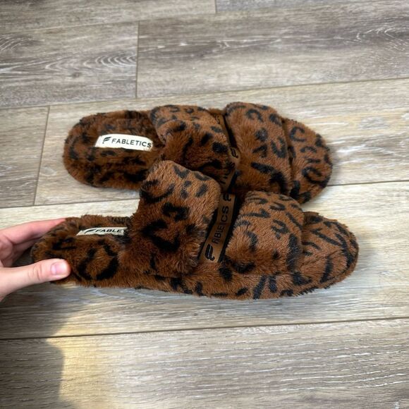 Fabletics Snug Strap Slipper Sz 11 - Picture 1 of 4